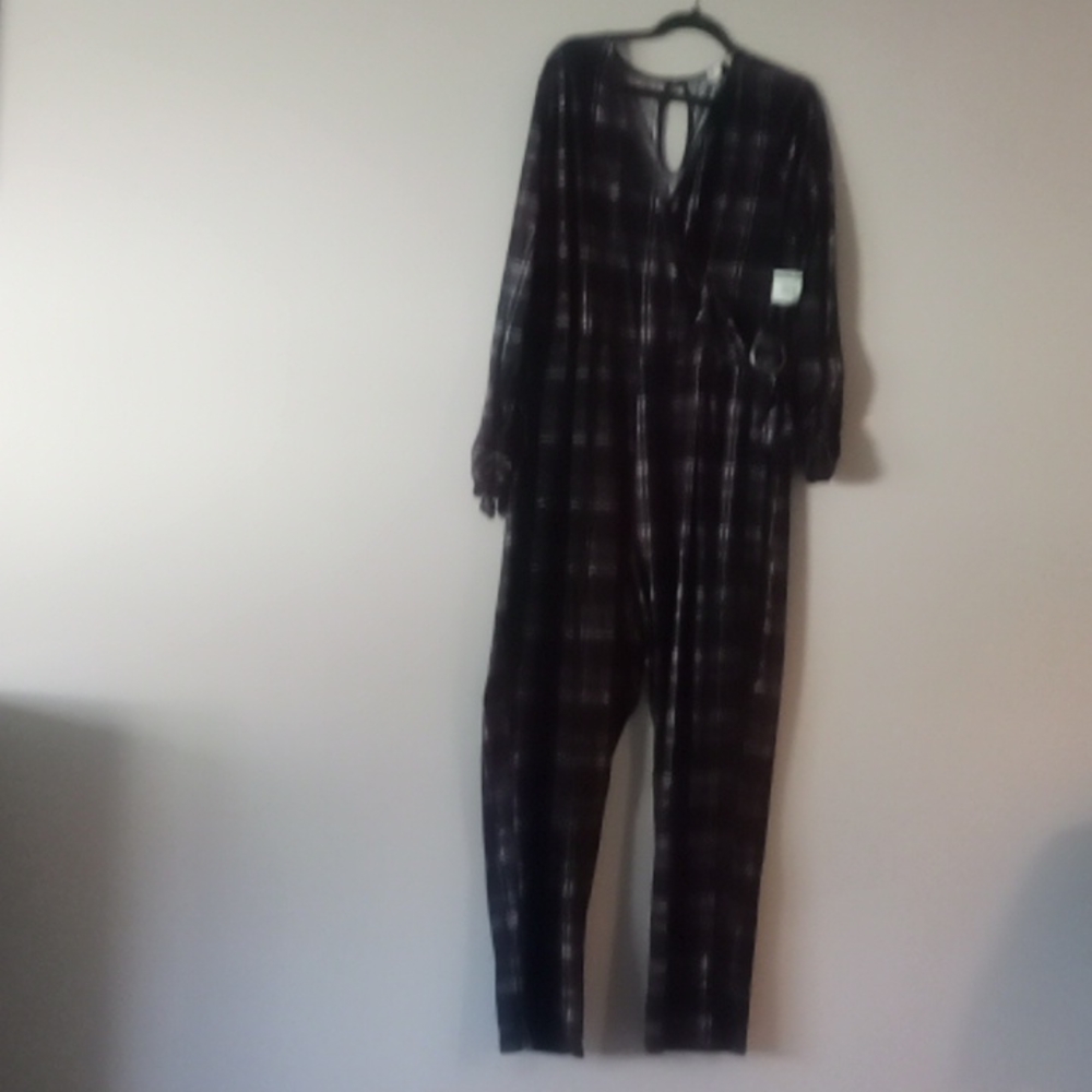 PLUS SIZE JUMPSUIT